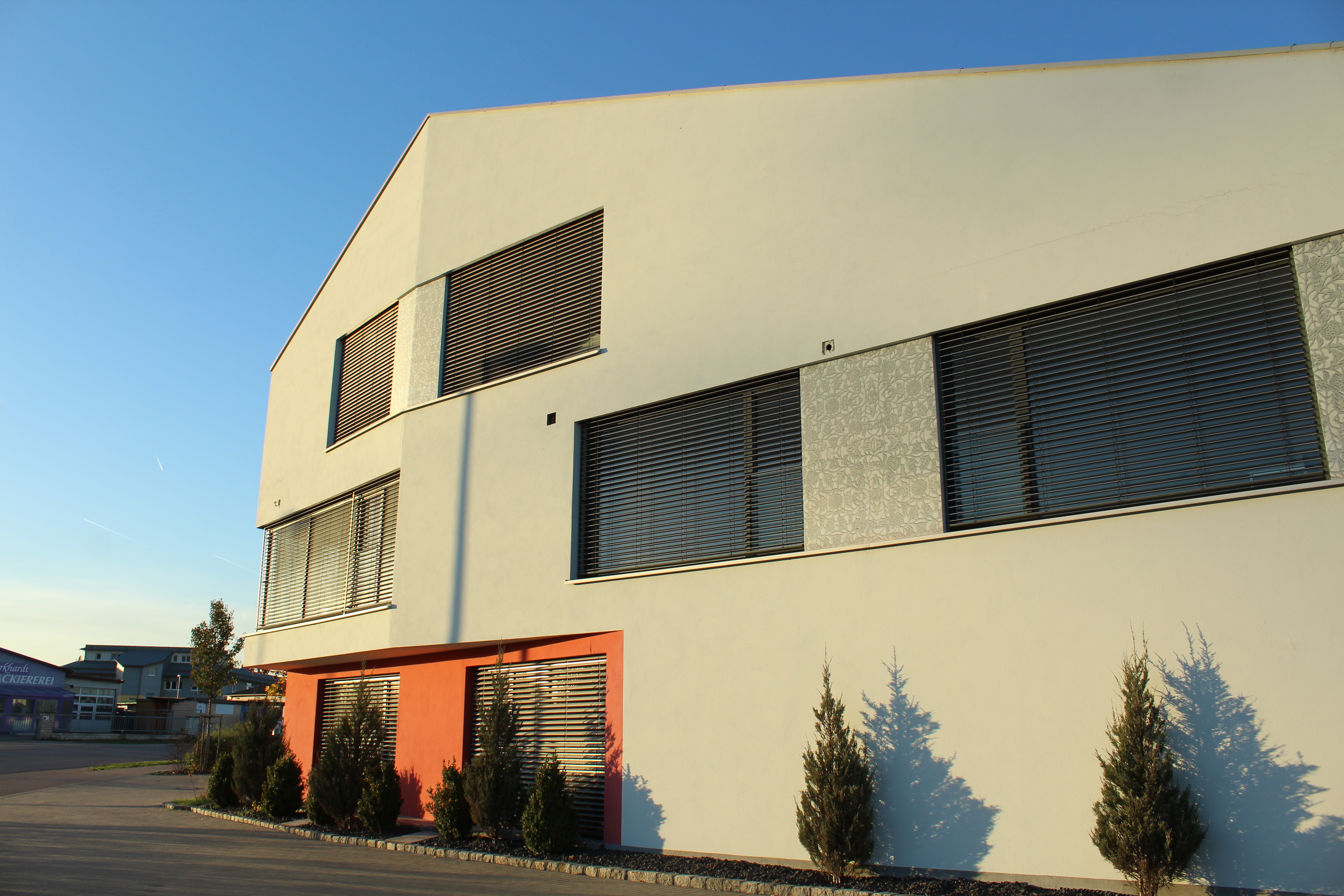 Wohn- und Geschäftshaus 